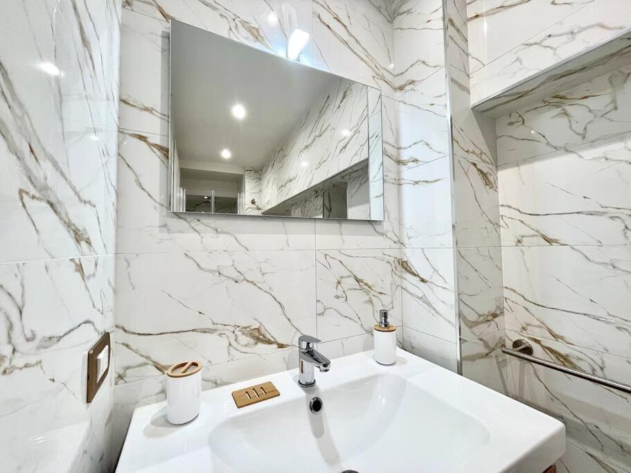 Isabel Suite Неаполь Екстер'єр фото