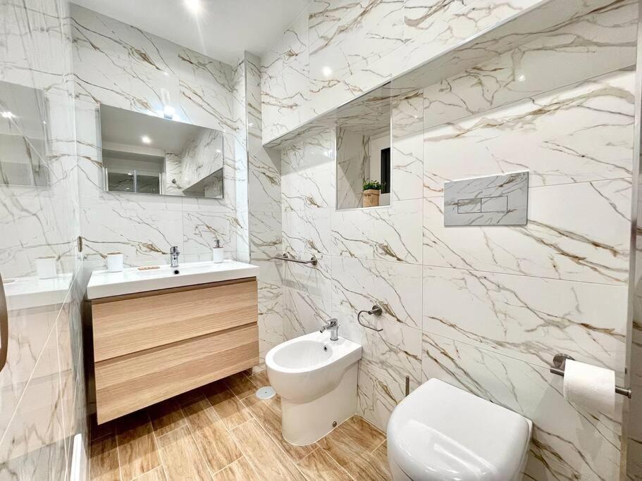 Isabel Suite Неаполь Екстер'єр фото