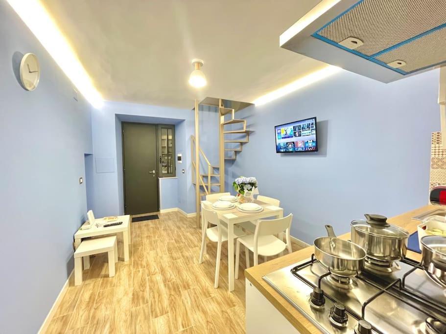 Isabel Suite Неаполь Екстер'єр фото