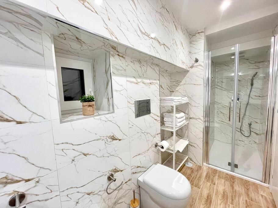 Isabel Suite Неаполь Екстер'єр фото