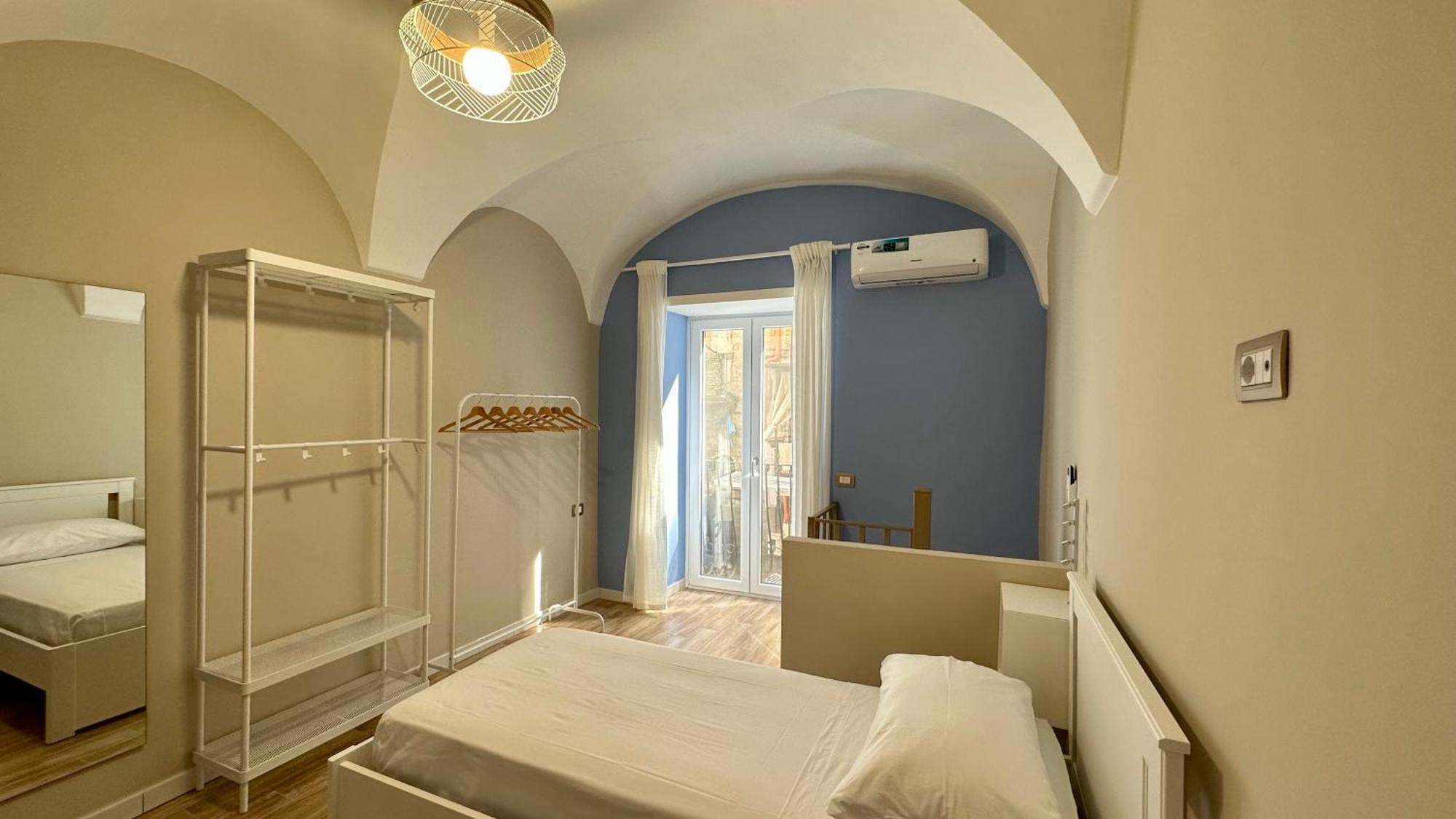 Isabel Suite Неаполь Екстер'єр фото